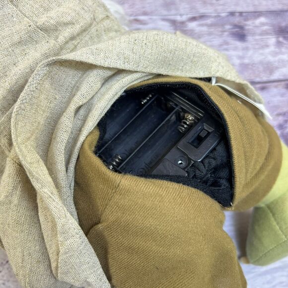 Star Wars Yoda Plush 12” Talking Master Lucas Films Multiple Sayings - WORKING - Picture 13 of 14